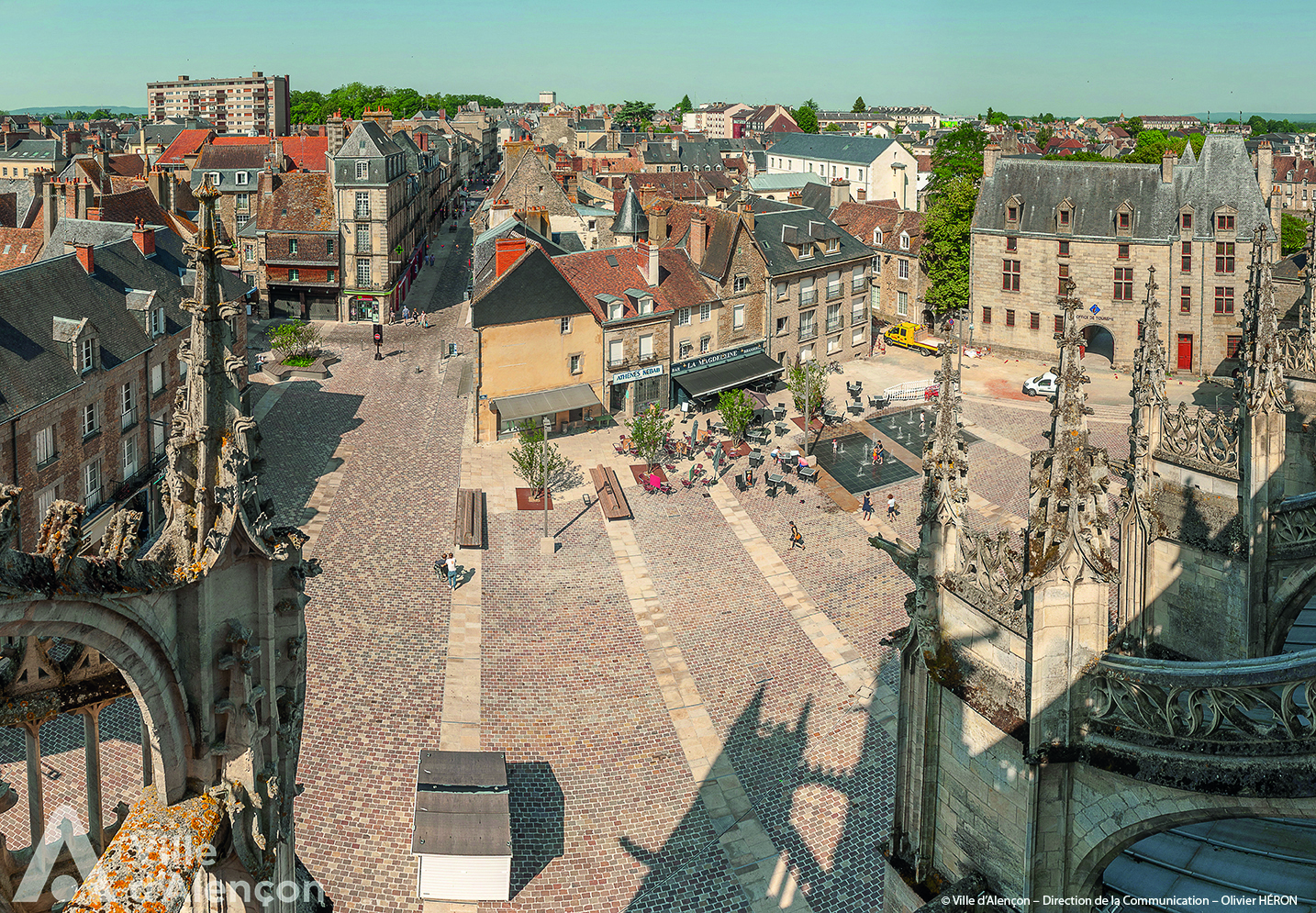 Place de la Magdeleine 2.jpg