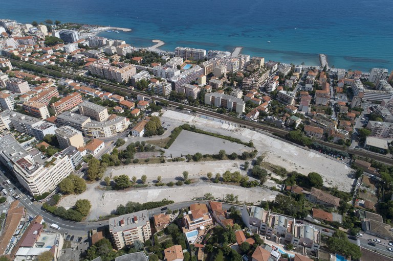 Roquebrune-Cap-Martin - Coeur Carnoles BA 943 environnement proche et littoral drone - Crédit Vincent Jacques (21).jpg