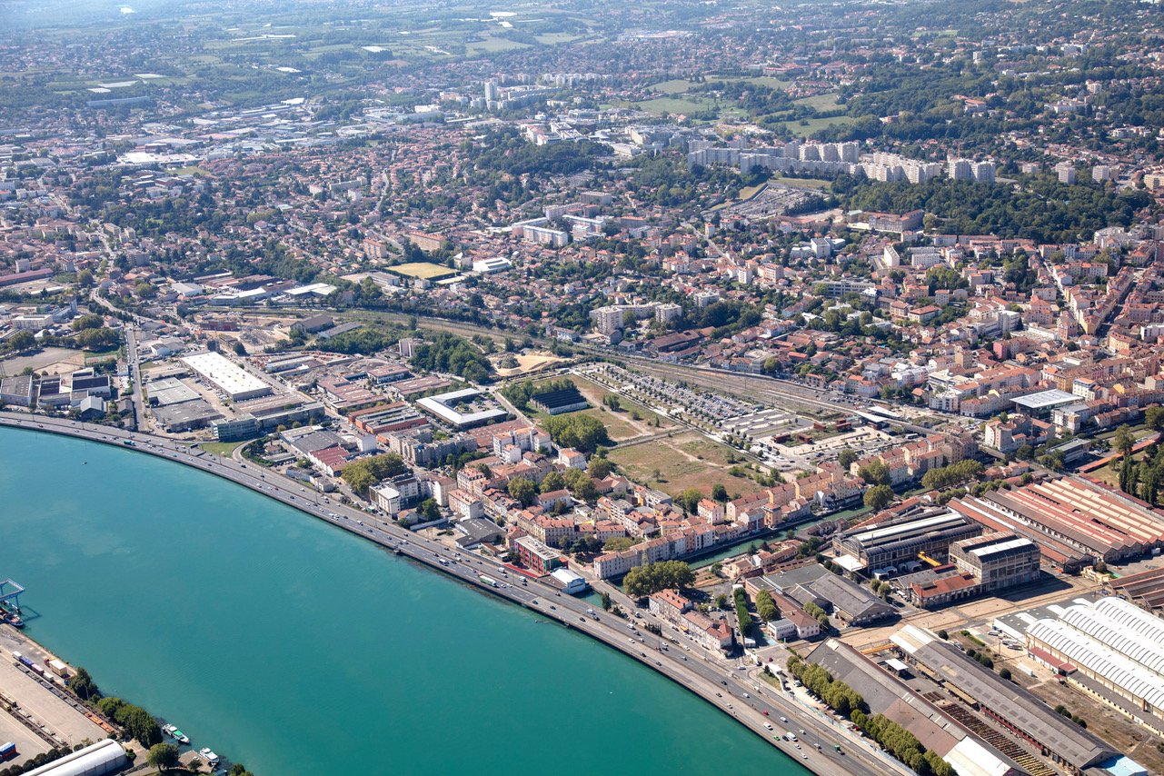 Vue du ciel la friche SNCF de La  Saulaie ©DR Ville d'Oullins.jpg