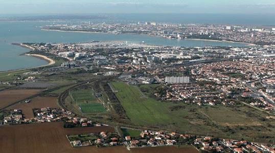 vue aérienne du site d'Aytré.jpg