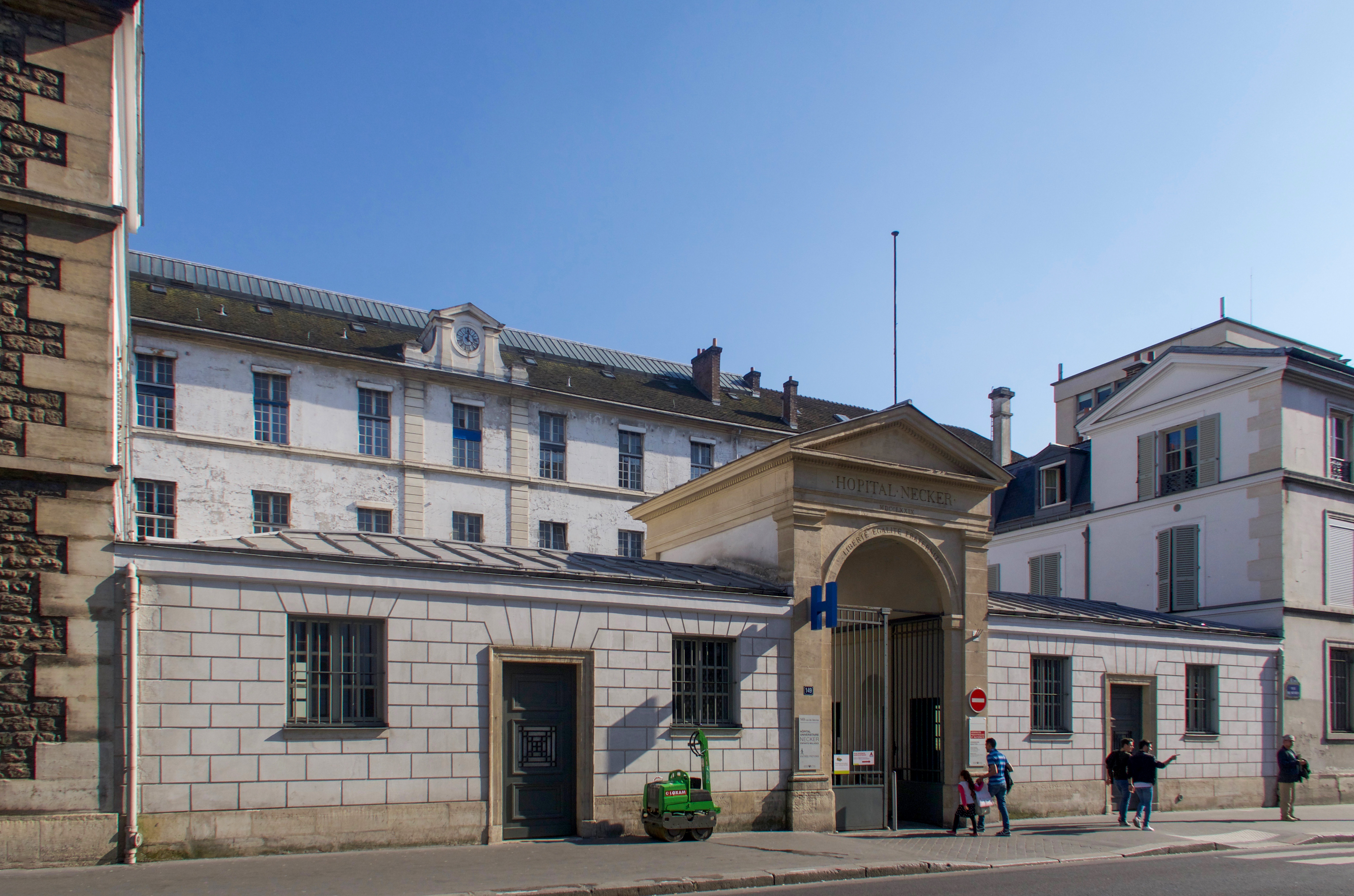 Hôpital_Necker-Enfants_malades_rue_de_Sèvres.jpg