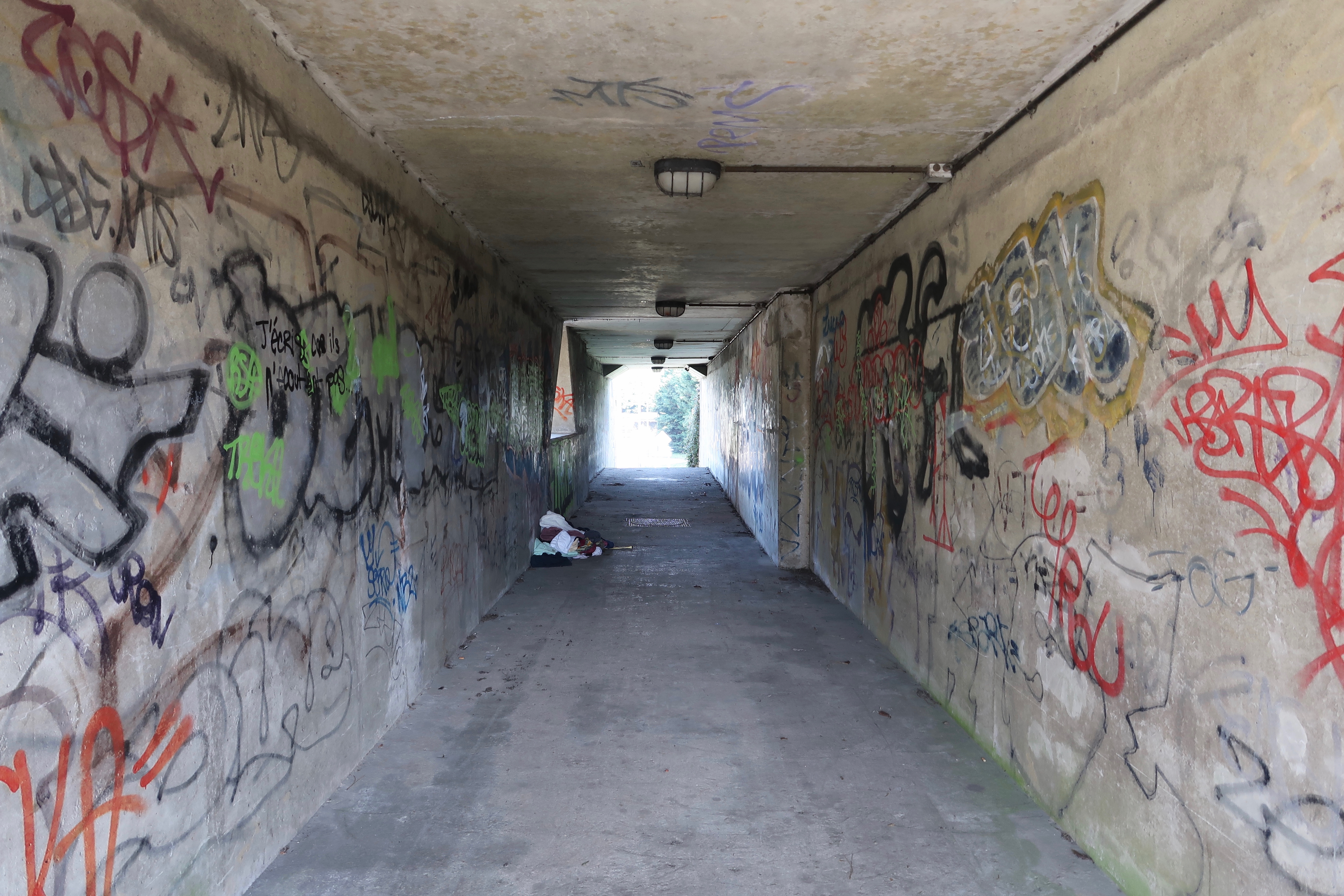 Ville Pont ferroviaire Tunnel Est.jpg