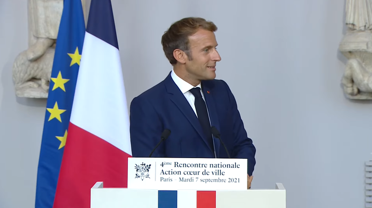 acv emmanuel macron.PNG