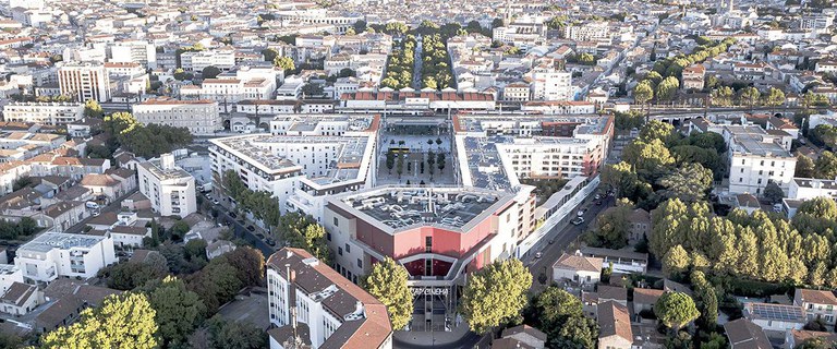 Nîmes Triangle photo.jpg