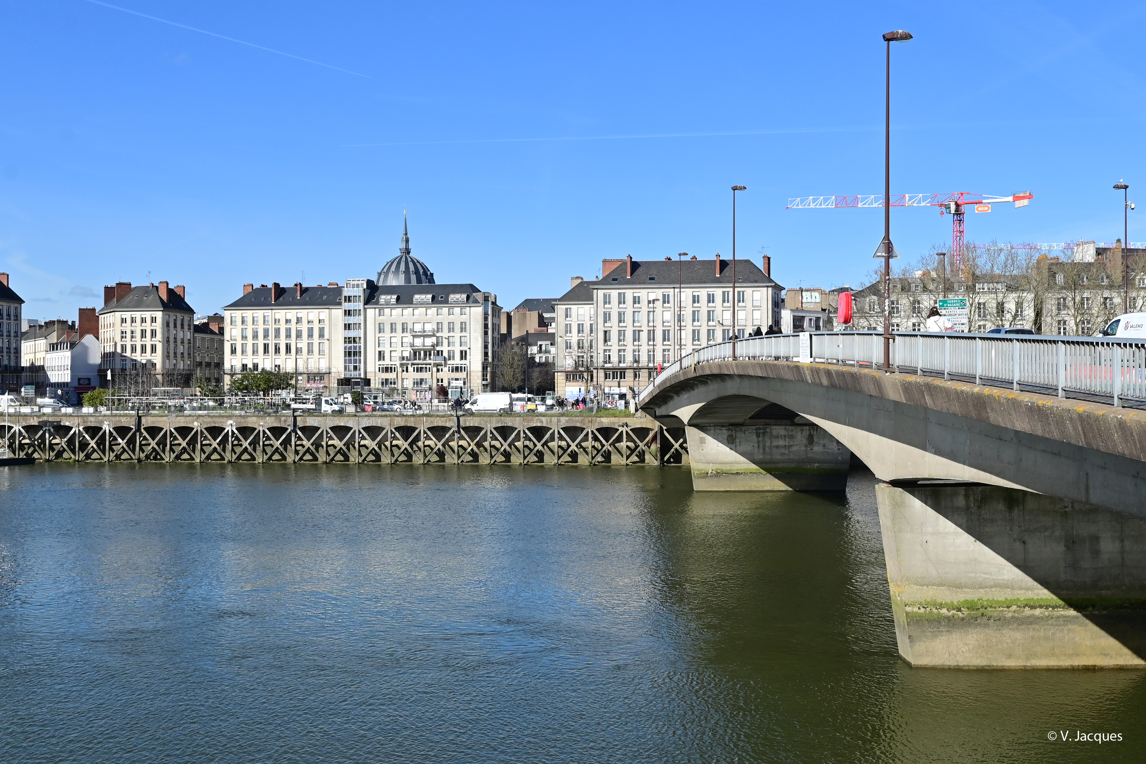 le-belvdre-sur-la-loire-avant--v-jacques_52370101902_o.jpg