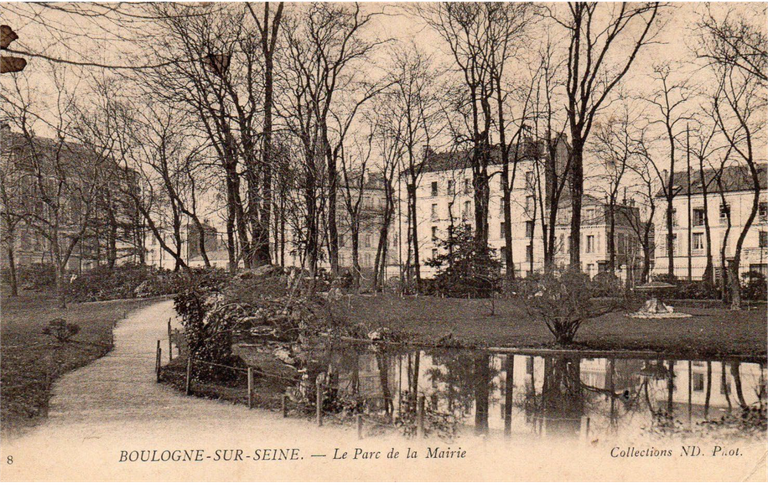 Boulogne Billancourt square Léon Blum Photo archive.png