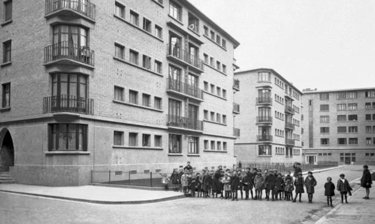 Boulogne_photo d'archives_Squares.png