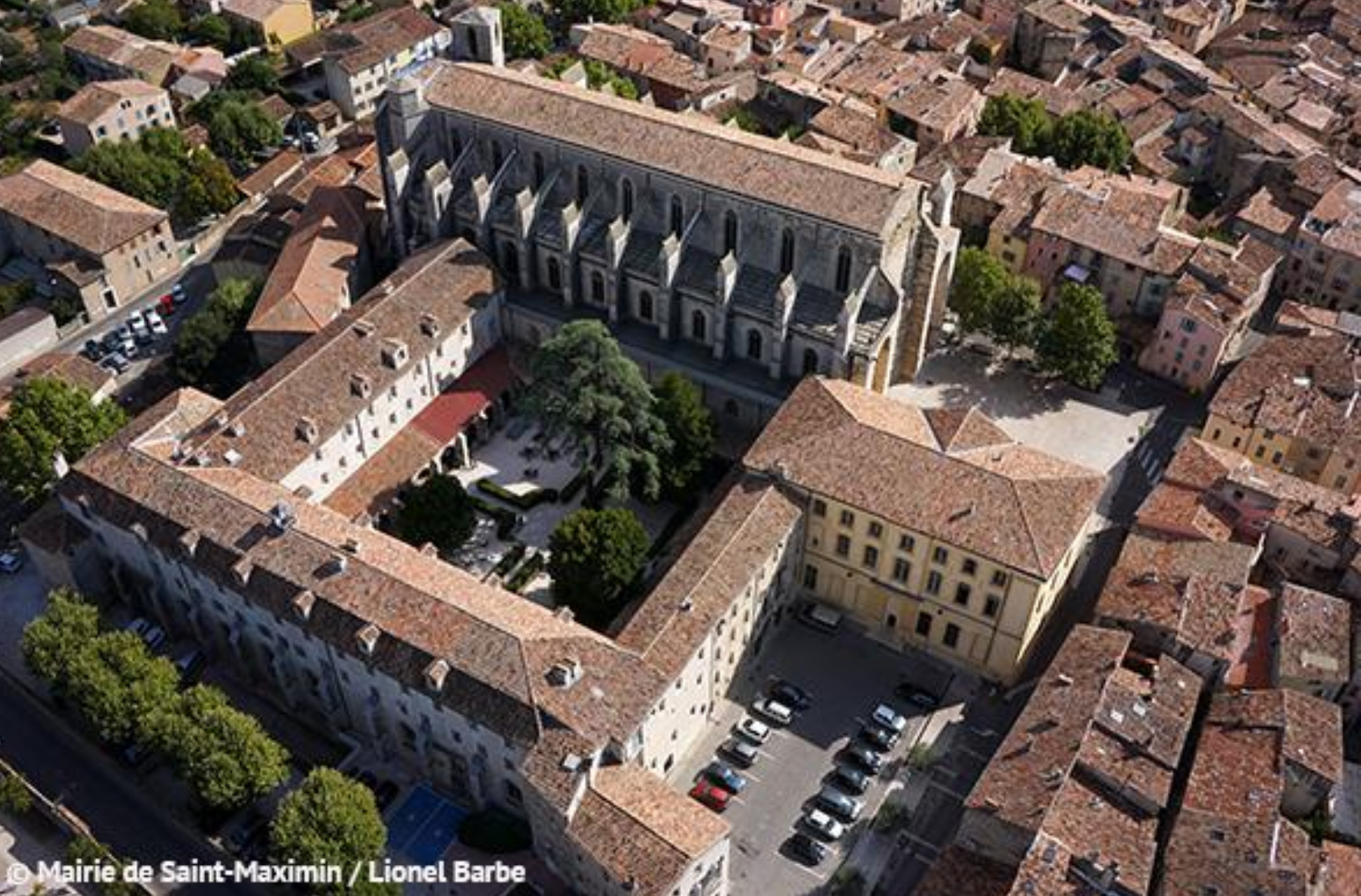 Saint-Maximin-La-Sainte-Baume_couvent.png