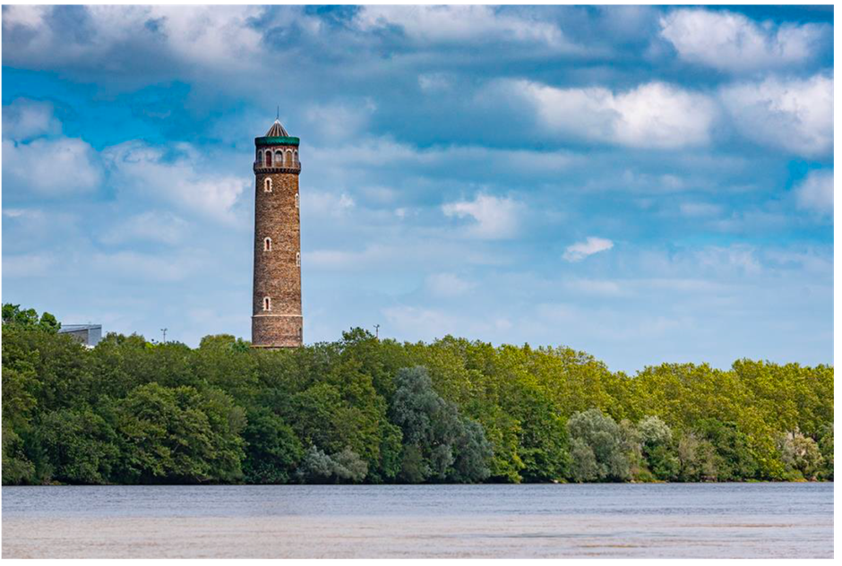 Coueron Rives de Loire Tour à Plomb.png