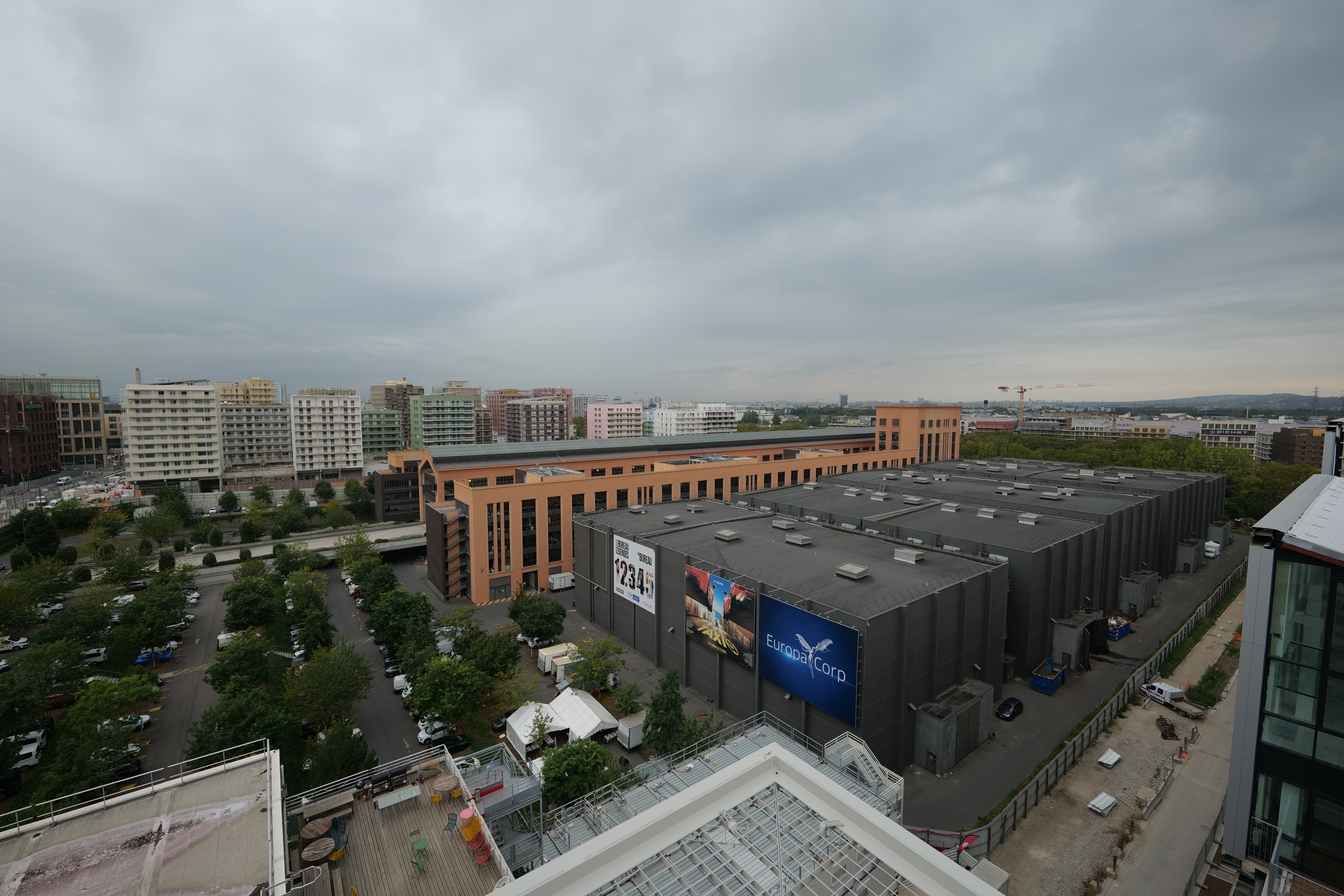 Vue générale Cité du cinéma Saint-Denis.JPG