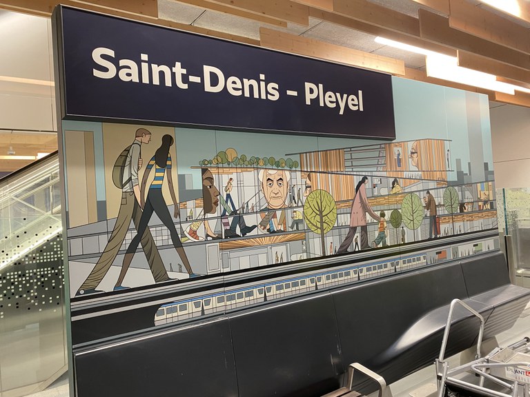 Saint-Denis-Pleyel gare GPE_quai_art.jpg