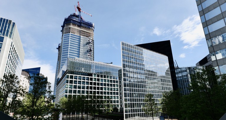 La Défense rénovation tours.JPG