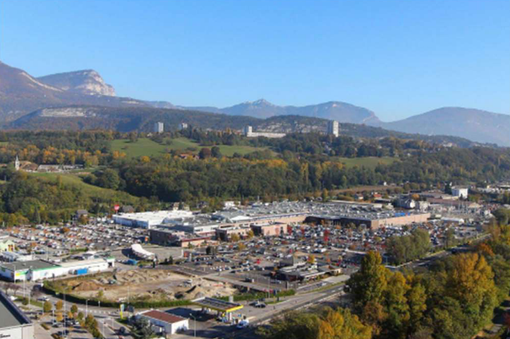 Chambéry_vue ZAE landiers & grand paysage.png